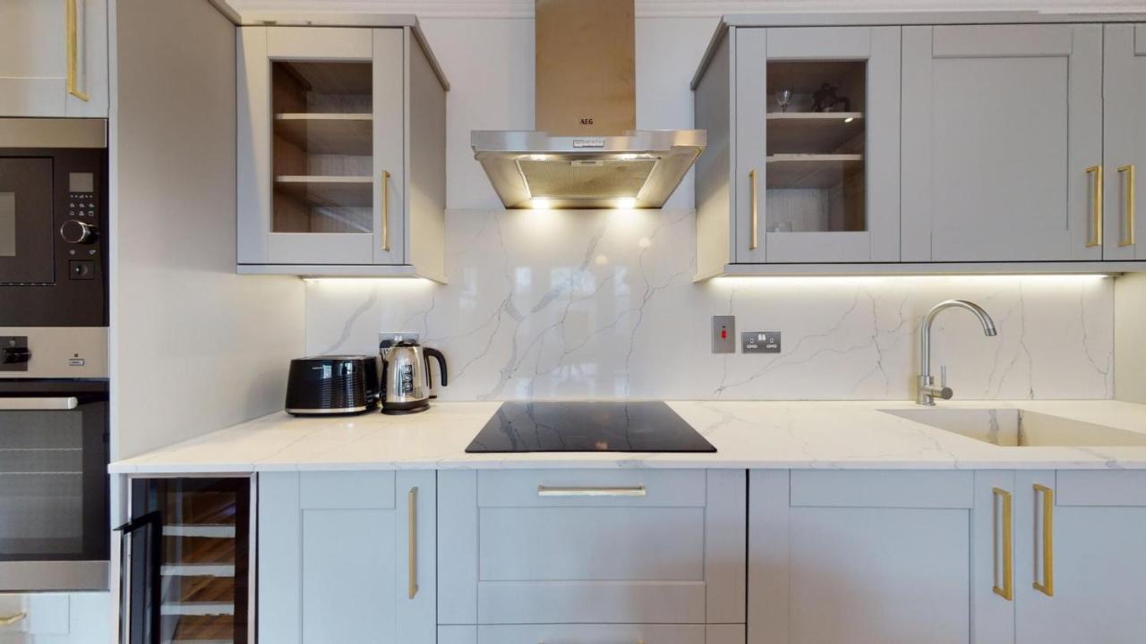 Royal Kensington In Cromwell Road Apartment Лондон Екстериор снимка